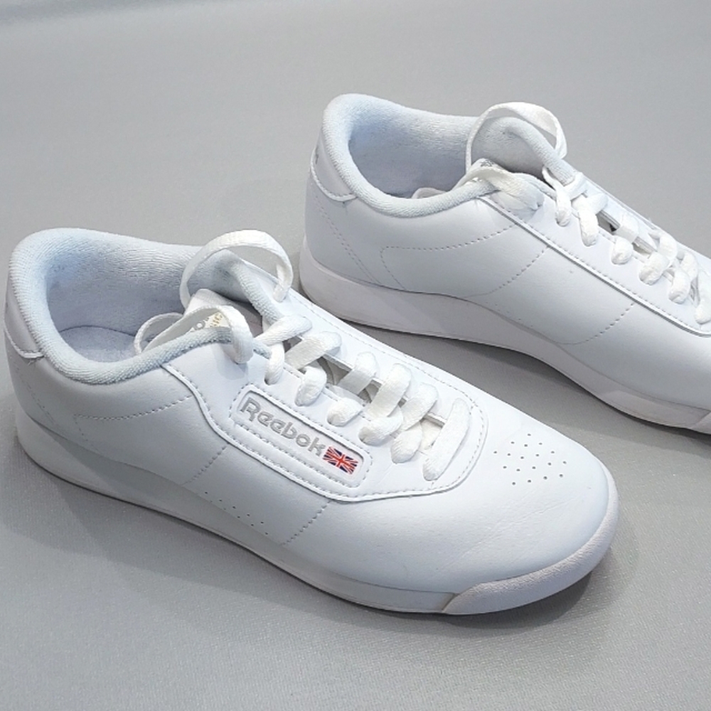 Reebok Womens Princess Sneakers White - Classic Style